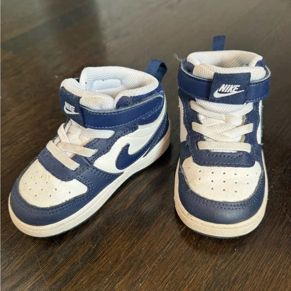 Nike Boys' Infant & Toddler Court Borough Mid 2 Sneakers - Navy and White - Picture 2 of 4